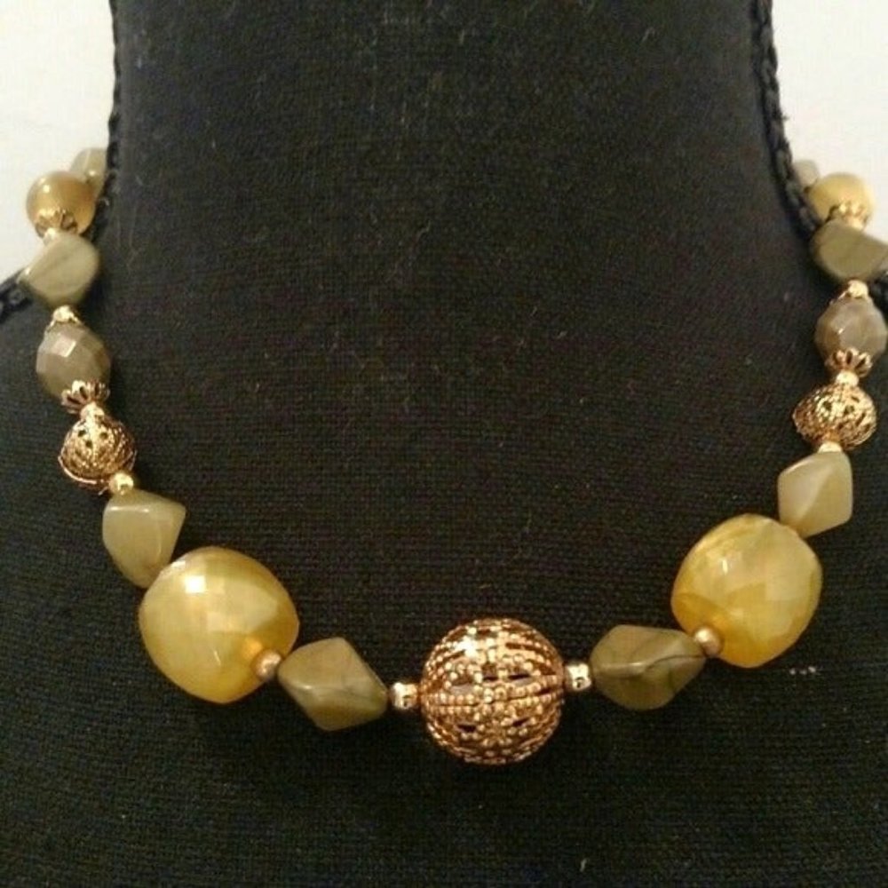 Vintage Robert Rose Beaded Necklace, EUC